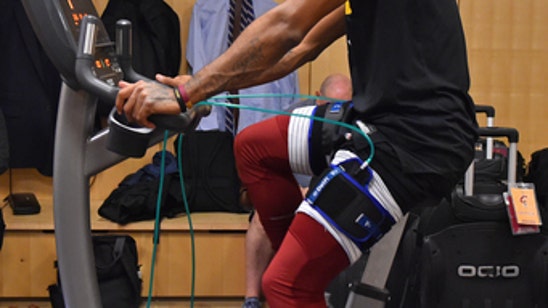 Cavs' Derrick Rose has bone spur in ankle, happy to be back