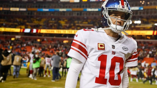 Eli Manning benched by Giants, ends starting streak