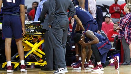 South Carolina State player collapses in loss at NC State (Dec 02, 2017)