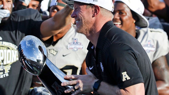 Fewer Distractions: Auburn locks in coach before Peach Bowl