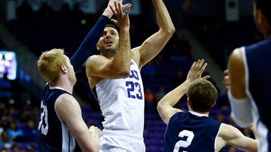 TCU beats Yale 92-66 for nation-leading 13th straight win (Dec 02, 2017)