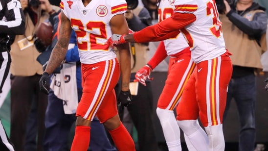 Chiefs suspend cornerback Marcus Peters for Raiders game