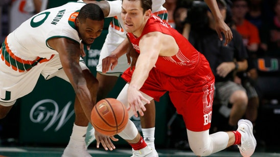 Walker scores 26 to lead No. 10 Miami past Boston U 69-54 (Dec 05, 2017)