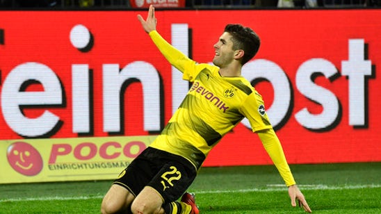 Christian Pulisic wins US Player of Year award at age 19
