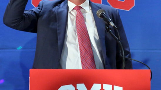 New coach Sonny Dykes leads SMU in Frisco Bowl vs La Tech