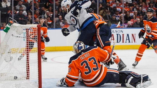 Connor Hellebuyck makes 35 saves, Jets beat Oilers 5-0 (Dec 31, 2017)