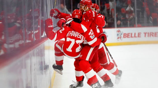 Athanasiou scores 6 seconds into OT, Detroit tops Ottawa 2-1 (Jan 03, 2018)