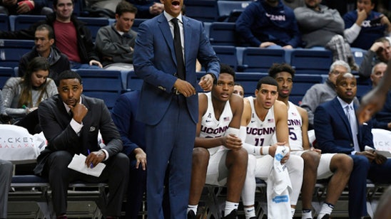 Vital scores 18 to lead UConn to a 62-53 win over UCF (Jan 10, 2018)