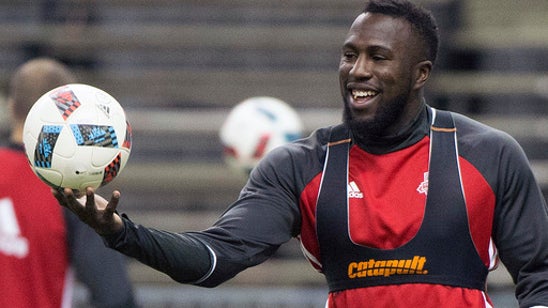 With no World Cup for US this year, Altidore shifts focus