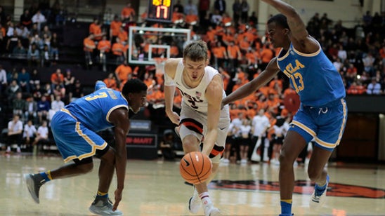 Tres Tinkle has 16 and Oregon State beats UCLA 69-63 (Jan 18, 2018)