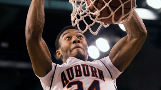 Brown scores 28, No. 17 Auburn rallies to beat Georgia (Jan 20, 2018)
