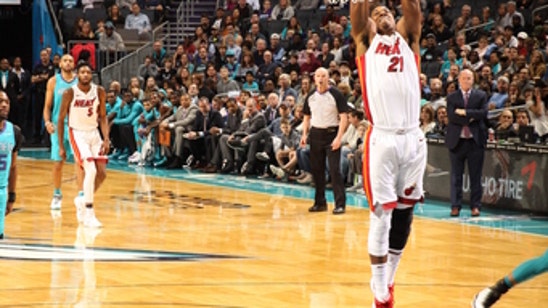 Olynyk's late FT after disputed foul helps Heat stun Hornets (Jan 20, 2018)