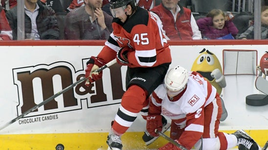 Mrazek makes 37 saves, Red Wings blank Devils 3-0 (Jan 22, 2018)