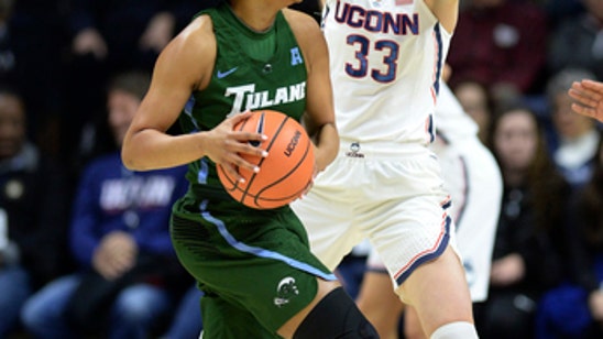 No. 1 UConn routs Tulane, opens season 20-0 for 11th time (Jan 27, 2018)