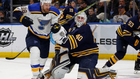 Hutton stops 27 shots in Blues’ 1-0 win over Sabres