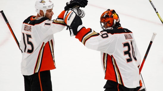Henrique’s OT goal lifts Ducks to 4-3 win over Sabres