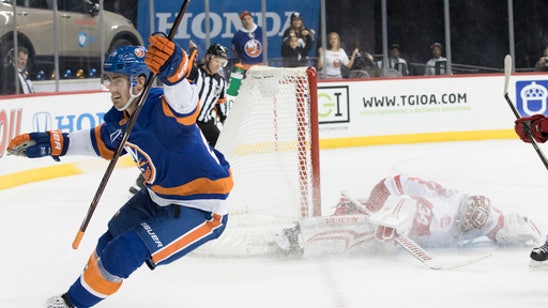 Brock Nelson lifts Islanders over Red Wings 7-6 in OT