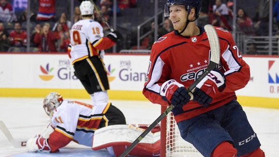 Capitals re-sign Eller to $17.5 million, five-year deal