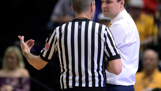 Reath, Mays power LSU past Ole Miss, 82-66