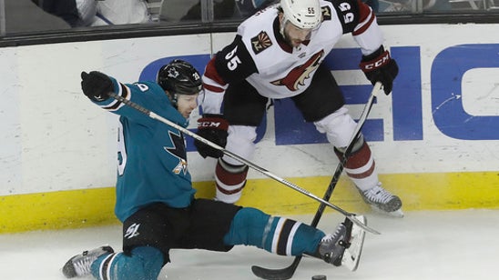 Goligoski stays hot as Coyotes top Sharks, 2-1