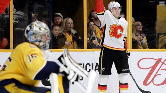 Tkachuk, Hamilton lead Flames over Predators, 4-3