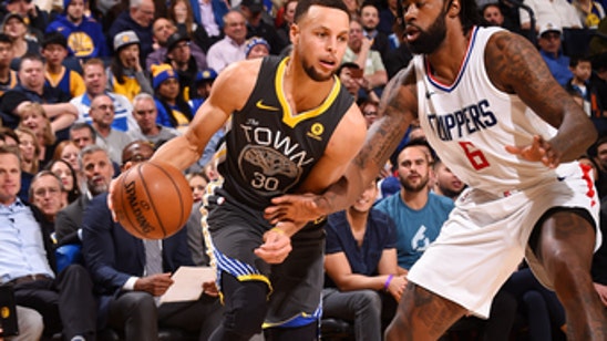 Curry scores 44, Warriors hold off late rally by Clippers