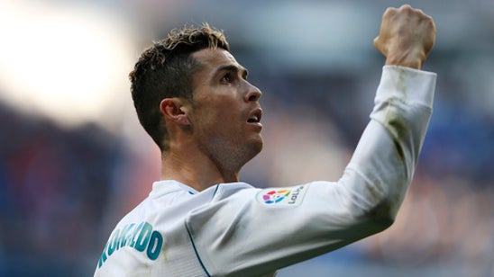 Ronaldo nets 2 as Madrid beats Alaves 4-0 in Spain