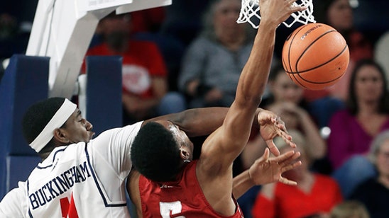 Robinson, Newkirk lead St. Joseph's over Richmond 72-70 (Feb 24, 2018)