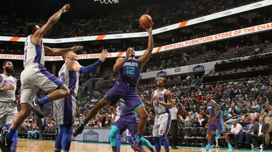 Howard leads Hornets over Pistons 114-98 for 4th win in row (Feb 25, 2018)