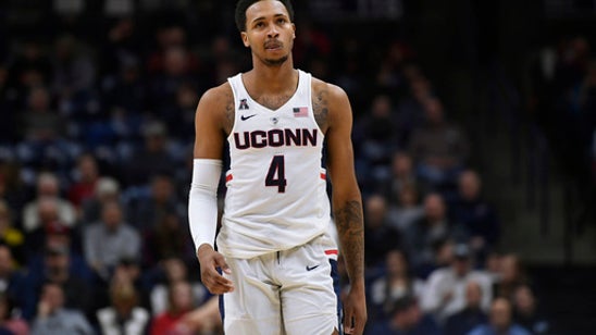 Memphis hangs on for 4th straight win, 83-79 over UConn (Feb 25, 2018)