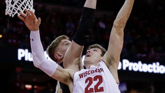 G Brad Davison shoulders load at Wisconsin through injury