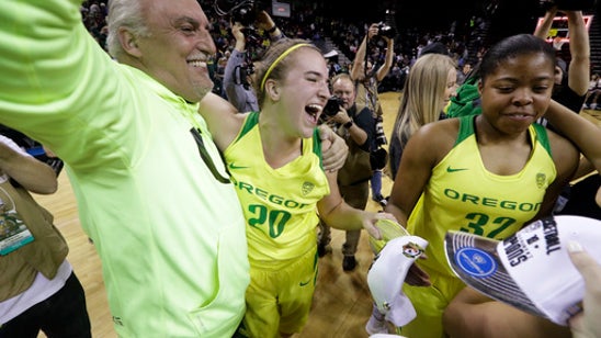 Quack! No. 6 Oregon beats No. 16 Stanford for Pac-12 title