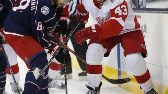 Jones scores twice, surging Blue Jackets beat Red Wings 3-2