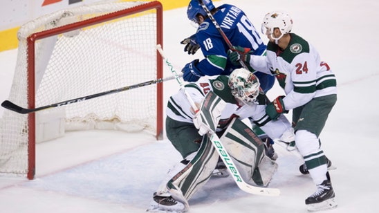 Staal scores 37th goal, leads Wild over Canucks 5-2