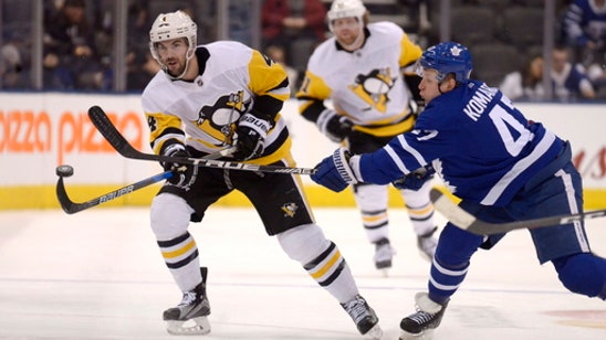 Kadri scores 2 as Maple Leafs beat Penguins to snap skid