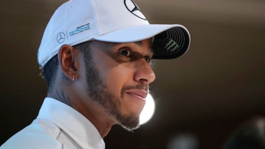 Hamilton “super relaxed” amid contract talks with Mercedes