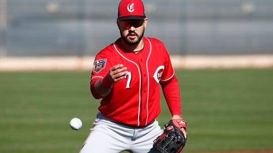 Eugenio Suarez, Reds agree to $66 million, 7-year contract