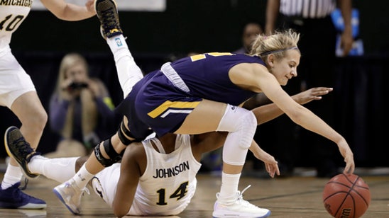 Thome, Flaherty help Michigan beat Northern Colorado 75-61