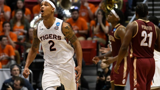 Harper’s 3 helps cold-shooting Tigers beat Charleston 62-58