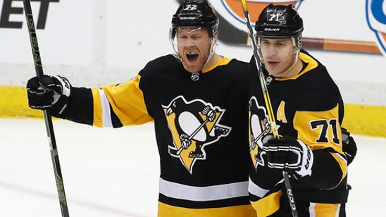 Penguins rip Canadiens 5-2 to clinch playoff berth