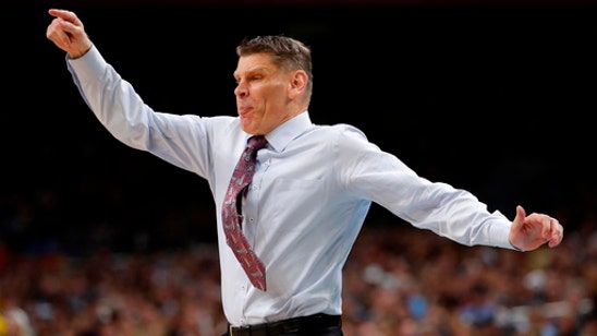 Loyola-Chicago rewards Moser with new deal through 2025-26