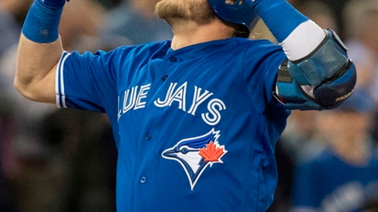 Blue Jays place 3B Josh Donaldson on DL with shoulder injury