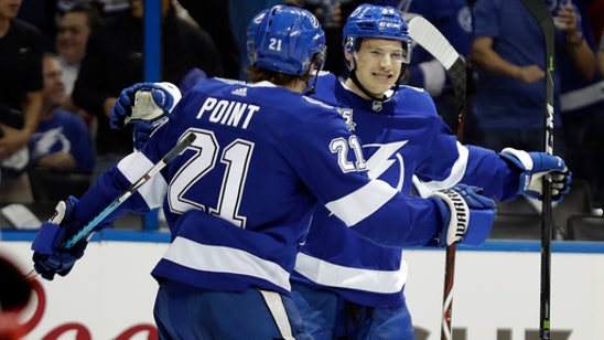 Lightning open playoffs with 5-2 victory over Devils