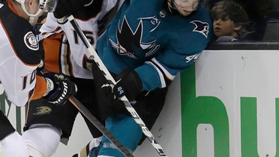 Hertl, Jones help Sharks finish sweep of Ducks with 2-1 win