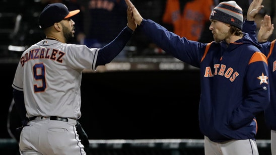 Reddick’s 2 homers lead Astros to another rout of White Sox