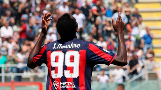 AC Milan beats Bologna 2-1 to end 5-match winless streak