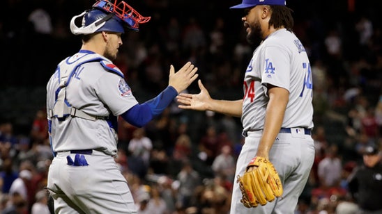 Verdugo, bullpen help Dodgers end skids, 2-1 over D-backs