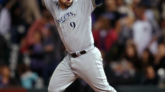 Pina hits tying HR in 9th, Brewers beat Rockies 11-10 in 10