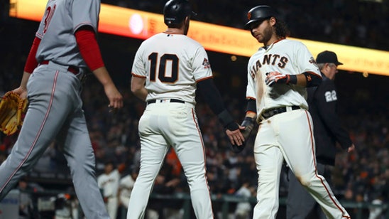 Crawford has 4 hits, Belt hits HR as Giants beat Reds 5-3