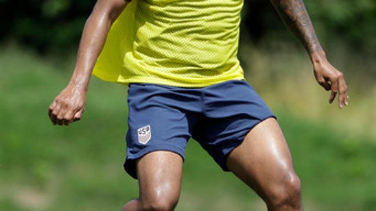 McKennie, at 19, joins Pulisic as Bundeliga regular